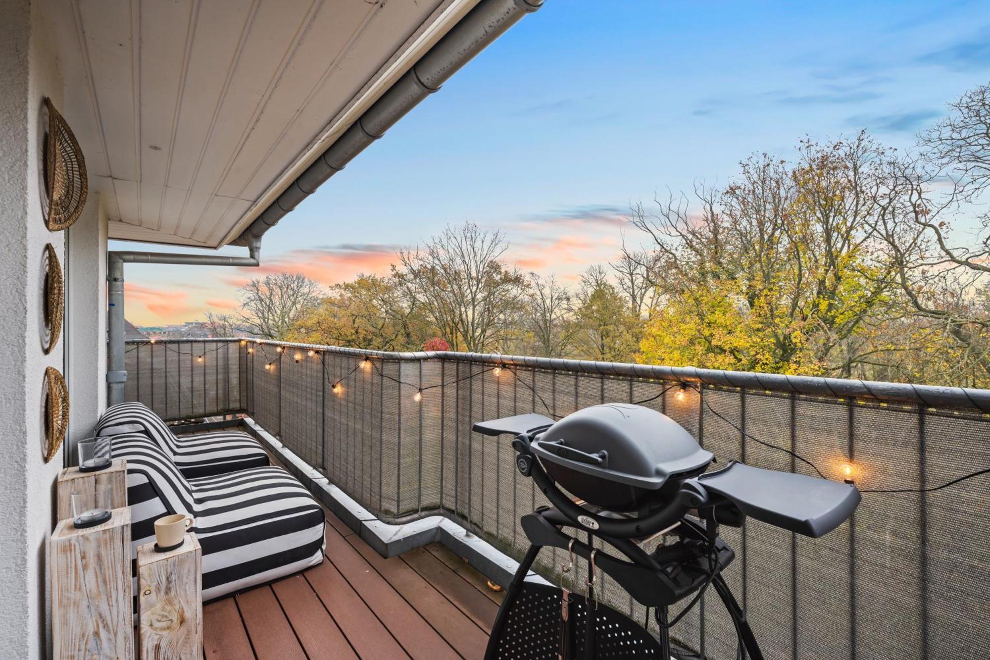 ツウィッカウEdler Wohnraum Schwanenteich-Penthouse Mit Garage, Grill, Kaffeevollautomat, Klima, Lift & Terrasseアパートメント エクステリア 写真